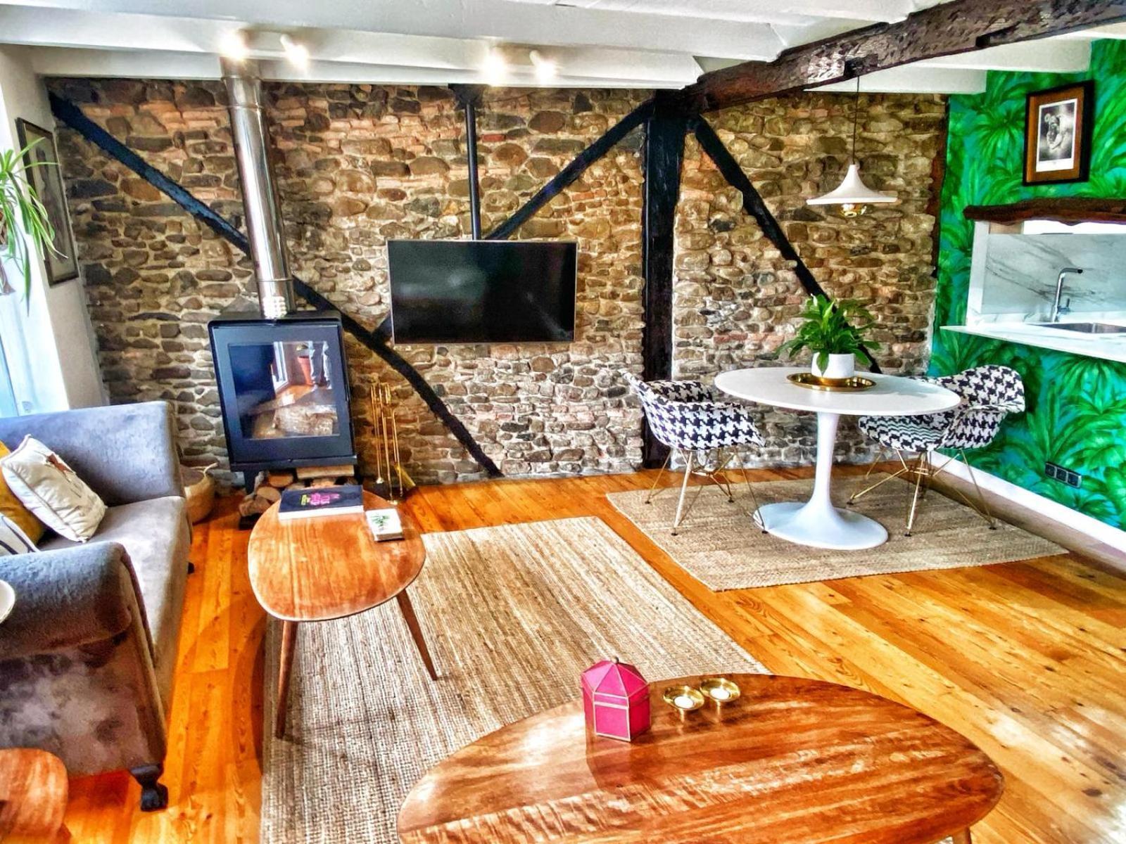 Moderno Duplex Para 3 En Centro De Bermeo Con Wifi Eksteriør bilde